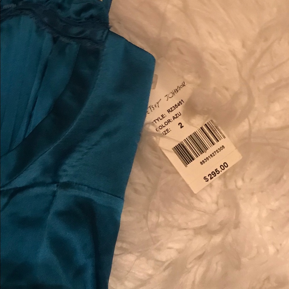 Betsy Johnson sexy wriggle dress 👗 100% silk sz 2 - Picture 2 of 5